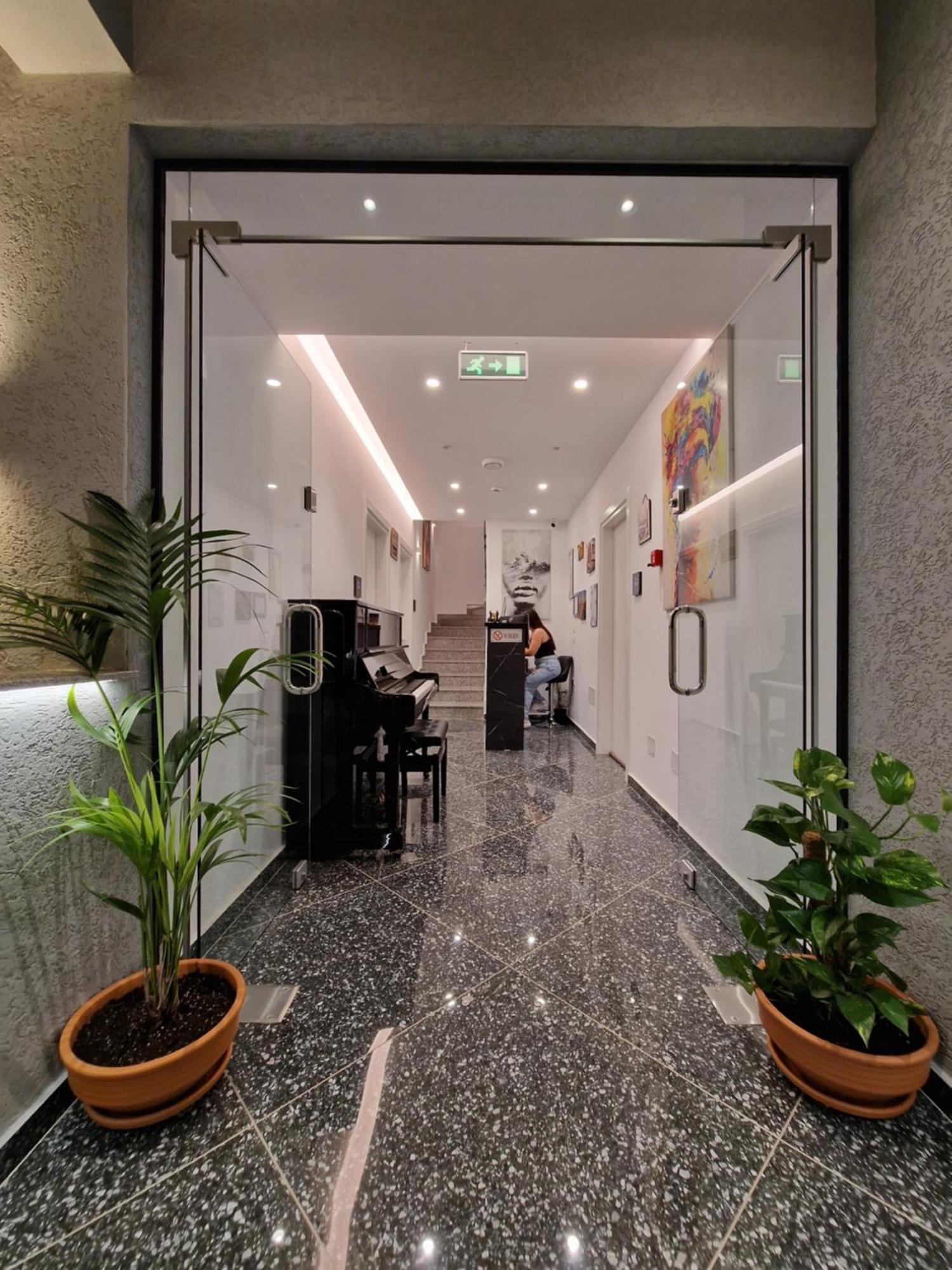 Fenix Hotel クサミル エクステリア 写真